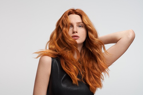 Kupfer Haarfarbe 👩‍🦰 Richtig färben & pflegen