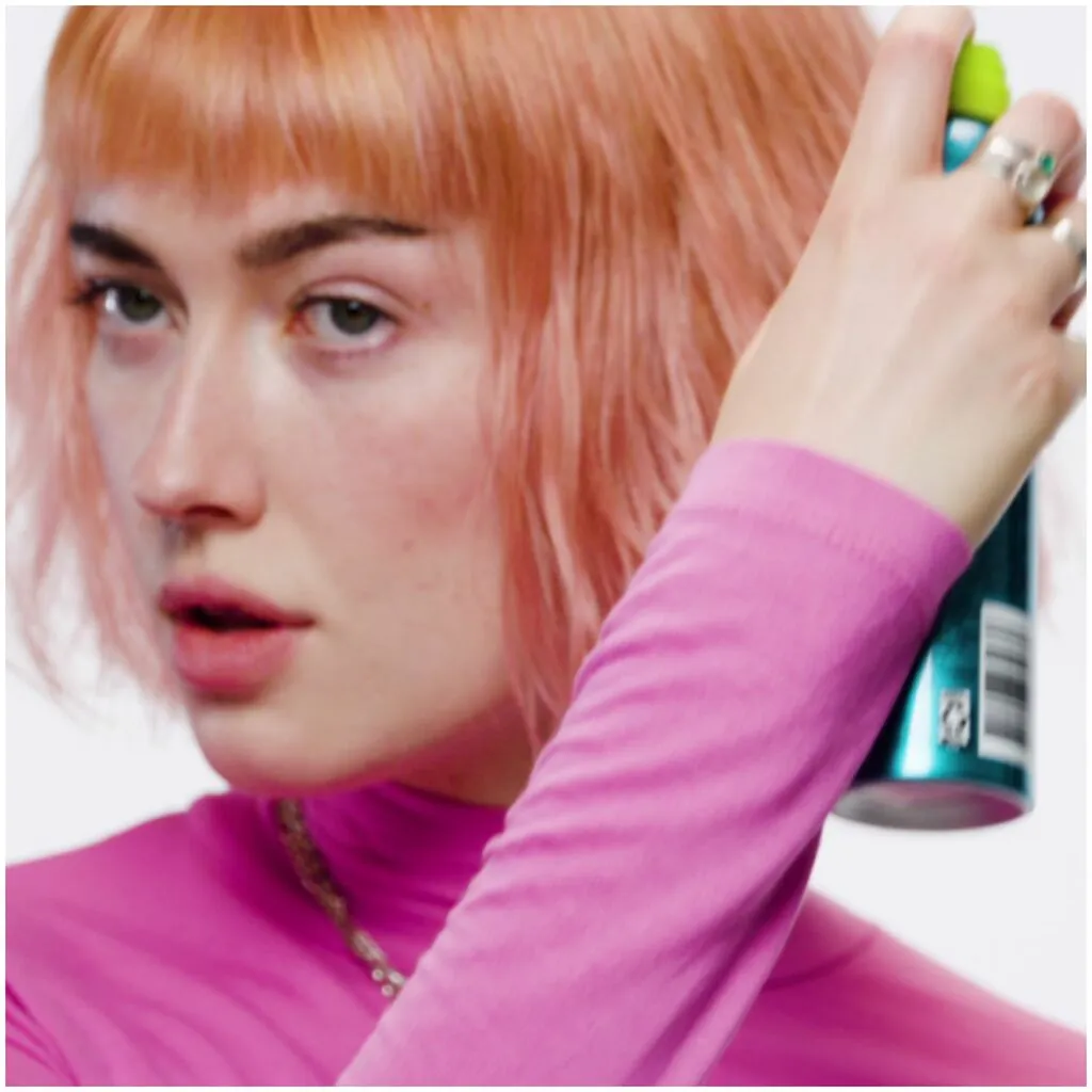 Tigi Bed Head Trouble Maker Dry Spray Wax